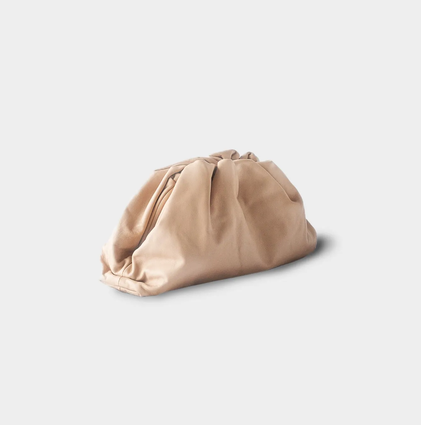 BOTTEGA VENETA - POUCH BAG BEIGE