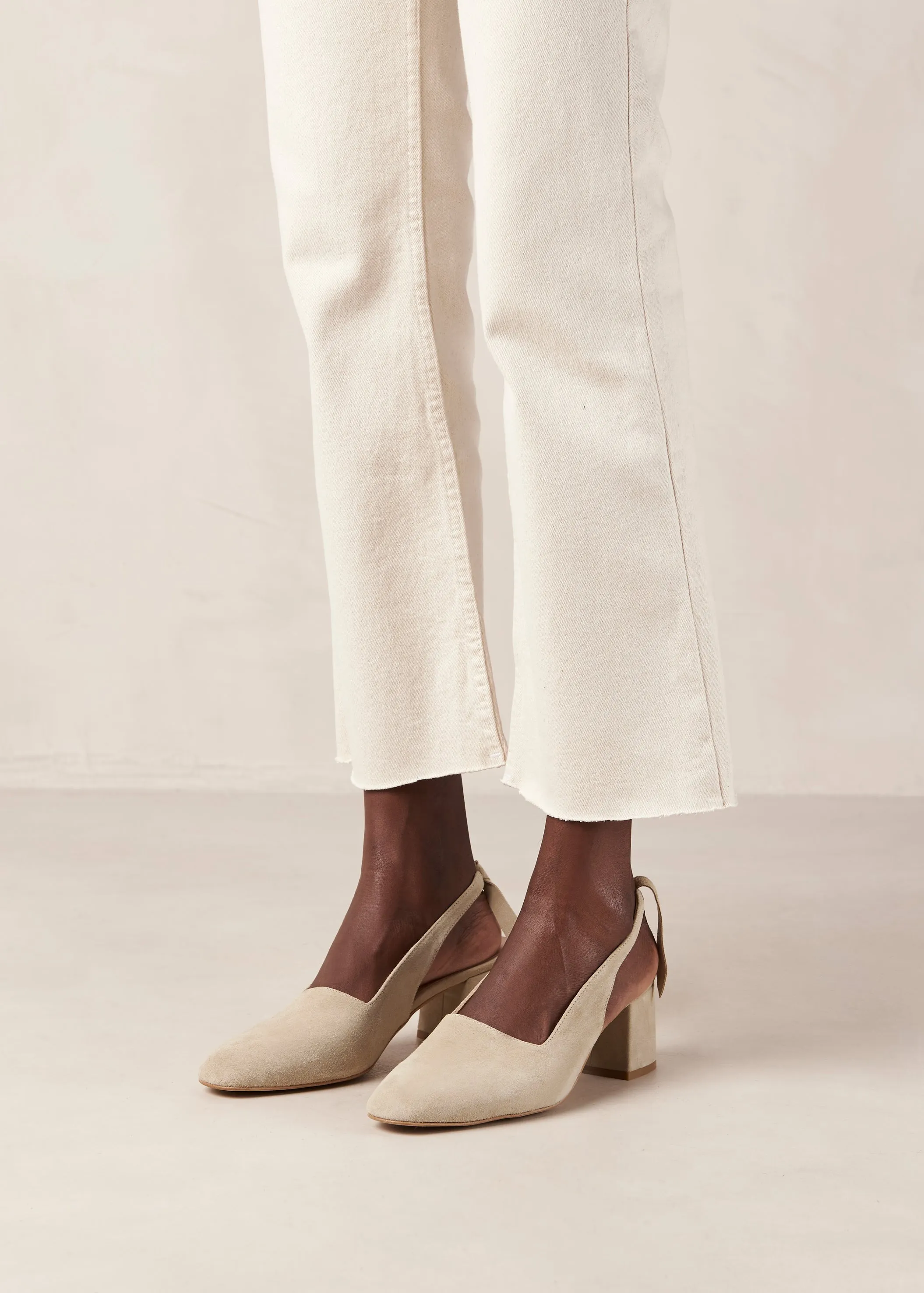 Charlotte Beige Leather Pumps