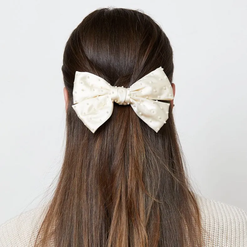 LELE X SJP IVORY PEARL BOW BARRETTE