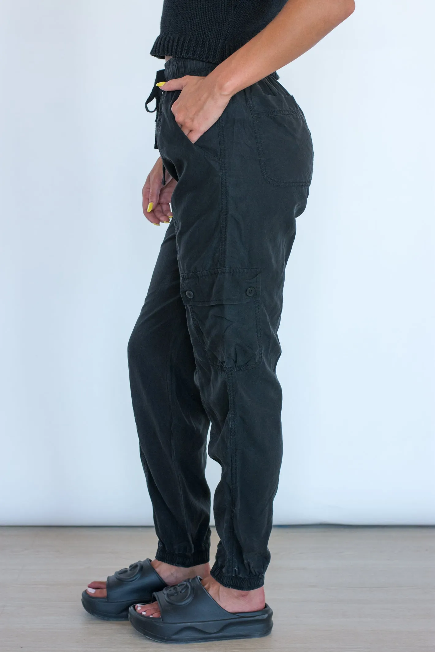 Perfect Idea Black Cargo Pant